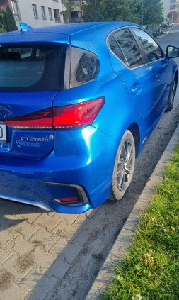 Lexus CT cena 75768 przebieg: 140200, rok produkcji 2018 z Kraków małe 497